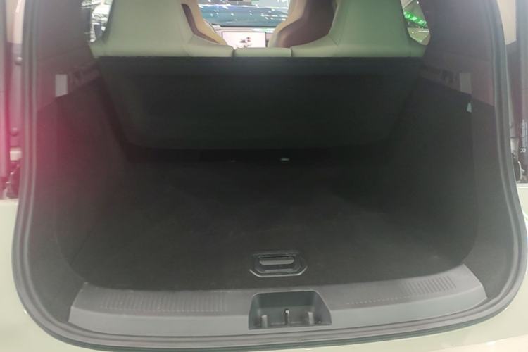 Used Zeekr X 2025 Four-Seater Rear-Drive Cube Version Trunk