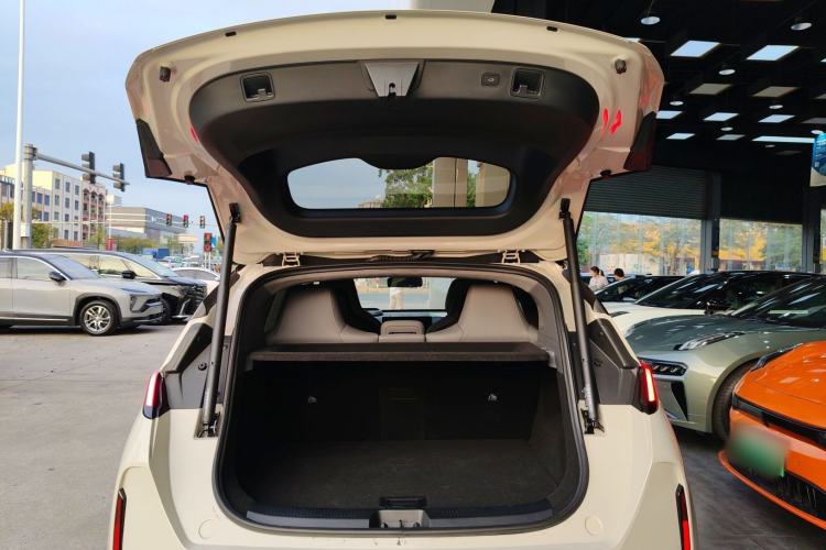Used Zeekr X 2025 Four-Seater Rear-Drive Cube Version Trunk