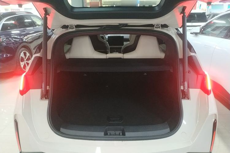 Used Zeekr X 2025 Four-Seater Rear-Drive Cube Version Trunk