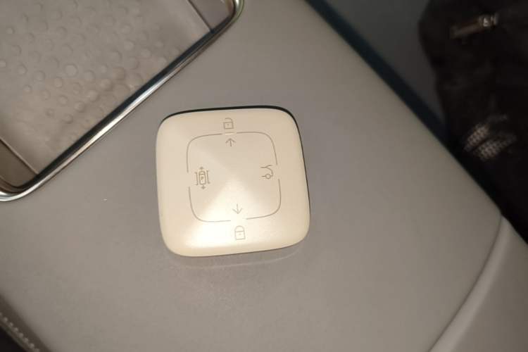 Used Zeekr X 2025 Four-Seater Rear-Drive Cube Version Vehicle Key