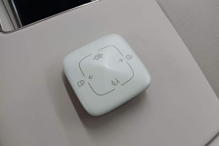 Used Zeekr X 2025 Four-Seater Rear-Drive Cube Version Vehicle Key