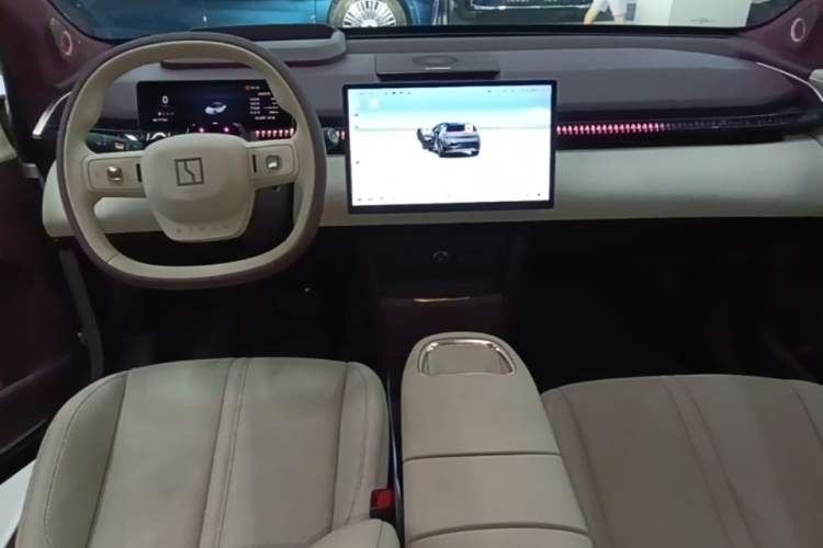 Used Zeekr X 2025 Four-Seater Rear-Drive Cube Version Center Console