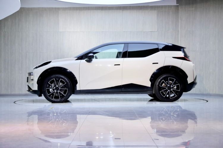 Used Zeekr X 2025 5-Seater Long-Range Version Exterior 1