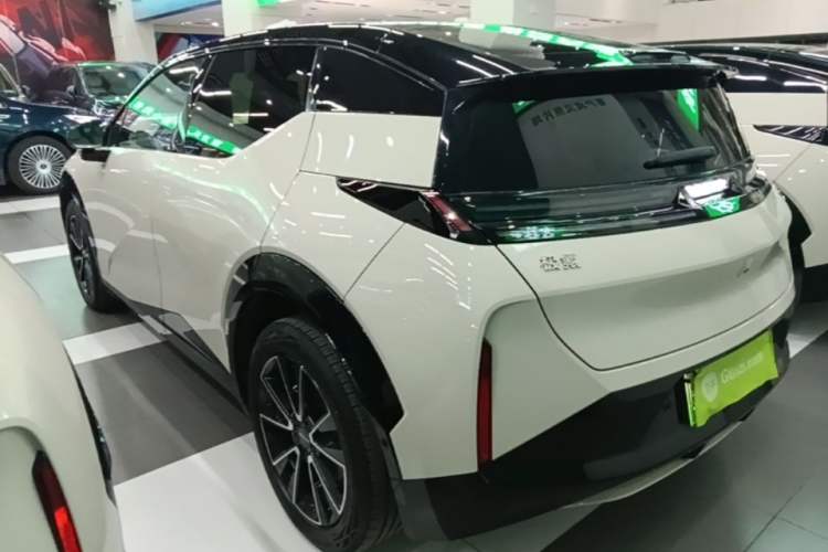 Used Zeekr X 2025 Four-Seater Rear-Drive Cube Version Exterior 2