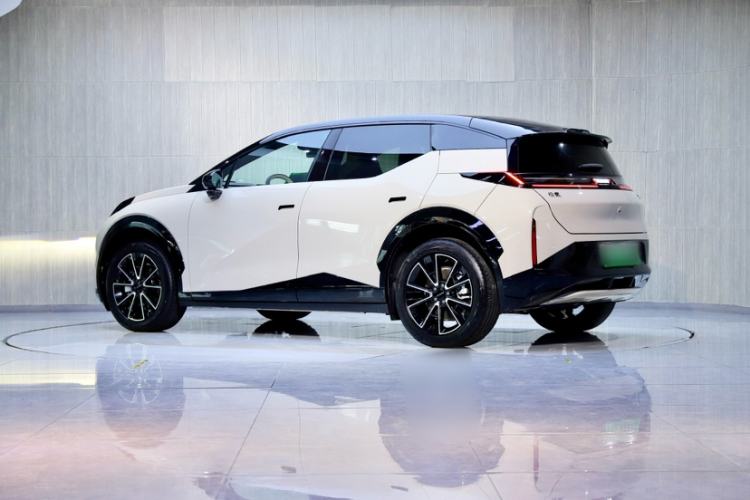 Used Zeekr X 2025 5-Seater Long-Range Version Exterior 7