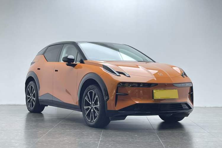 Used Zeekr X 2025 5-Seater Long-Range Version Front Right 45 Deg