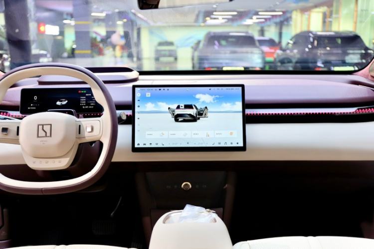 Used Zeekr X 2025 5-Seater Long-Range Version Interior 4