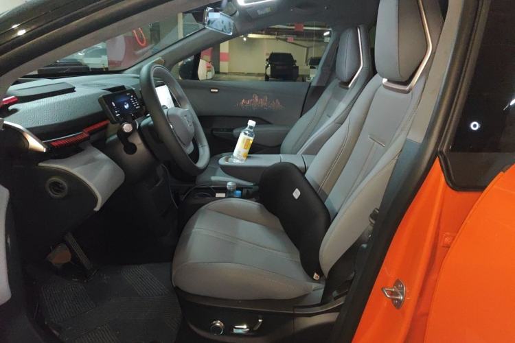 Used Zeekr X 2025 5-Seater Long-Range Version Left Front Seat