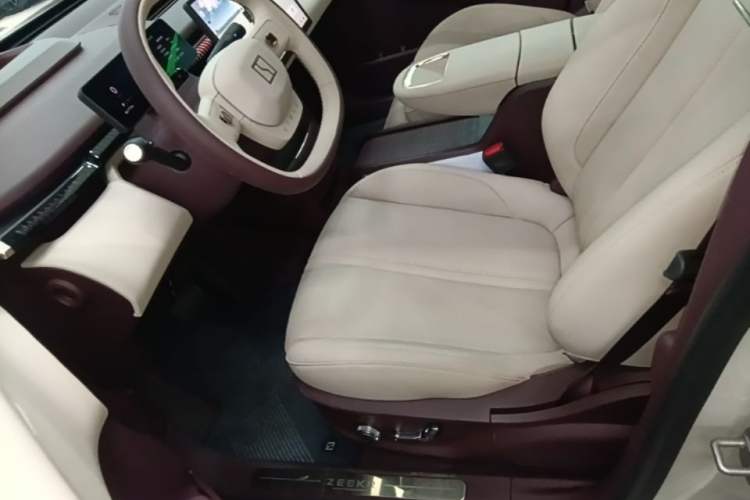 Used Zeekr X 2025 Four-Seater Rear-Drive Cube Version Left Front Seat