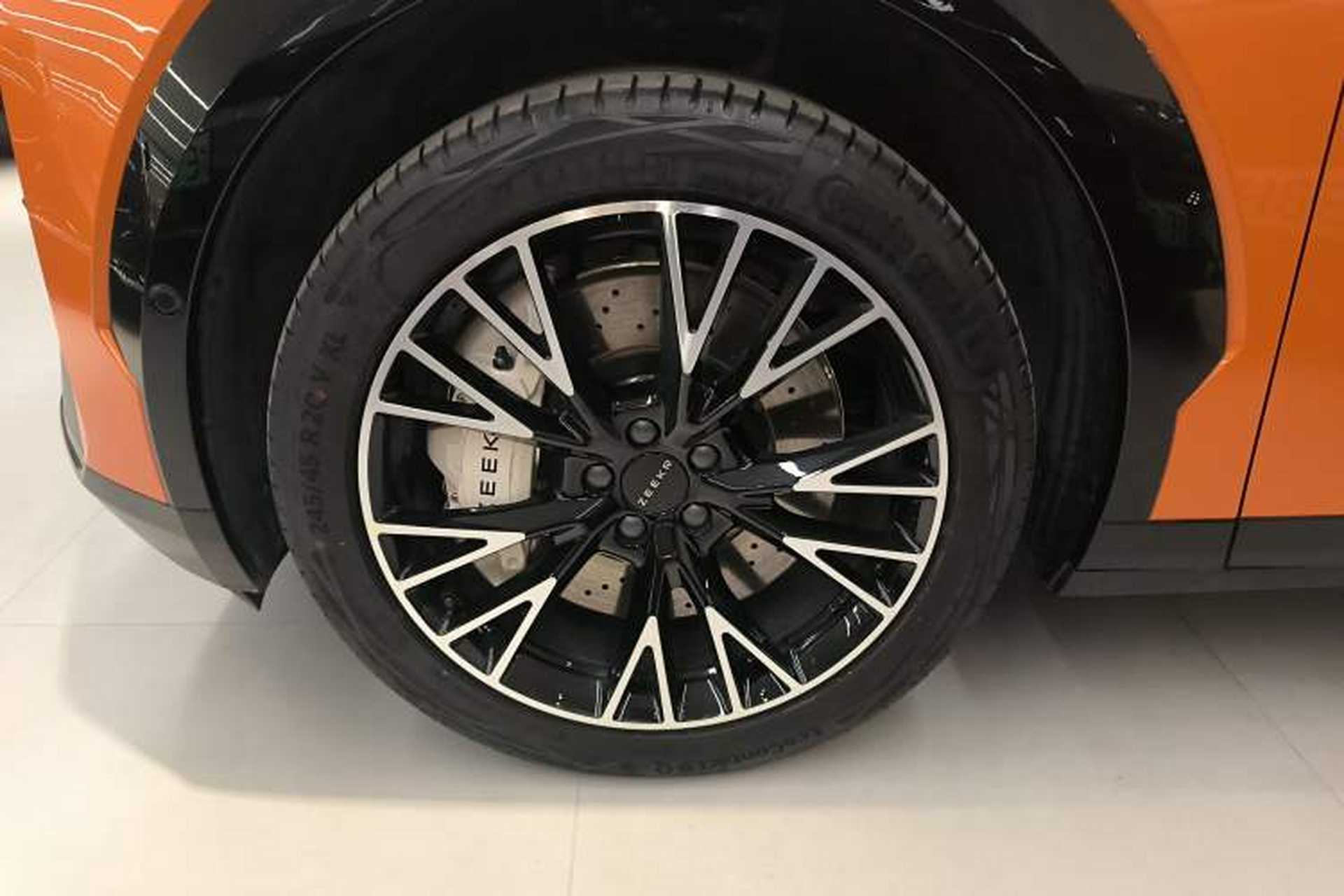 Used Zeekr X 2025 5-Seater Four-Wheel Drive Sport Version Left Front Wheel Hub