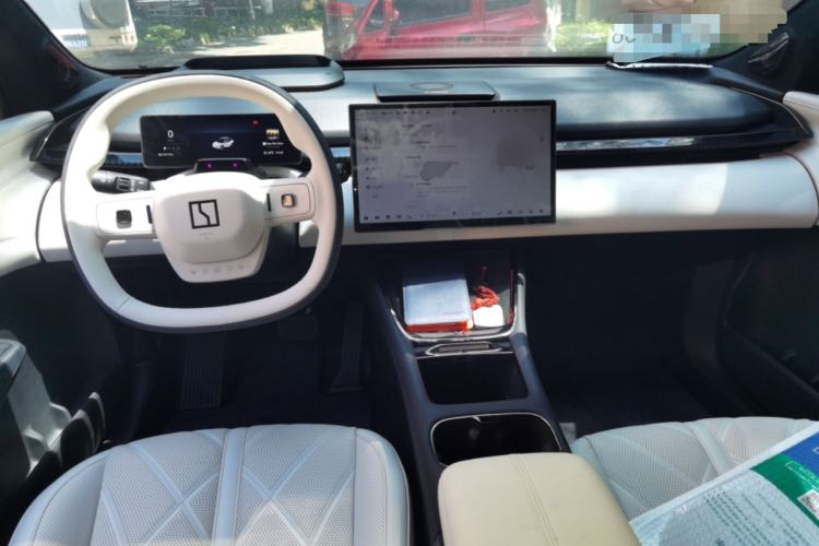 Used Zeekr X 2026 Max Five-Seat Edition Center Console