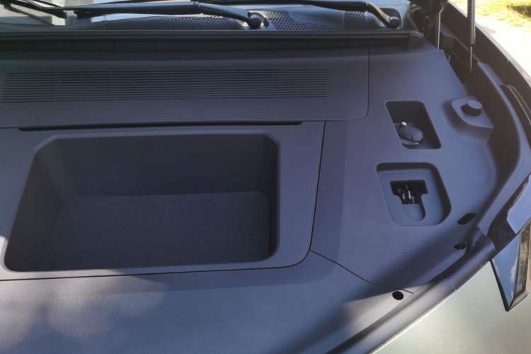 Used Zeekr X 2026 Max Five-Seat Edition Engine Bay Left