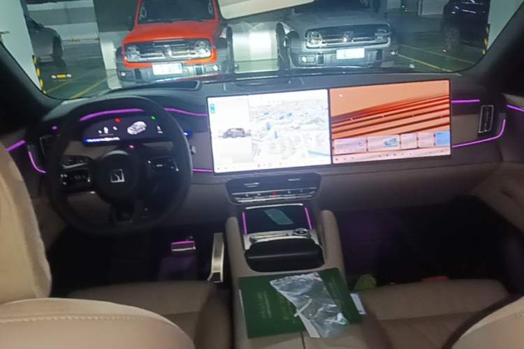 Used Zeekr 8X 2026 Model Ultra Edition 55kWh Center Console