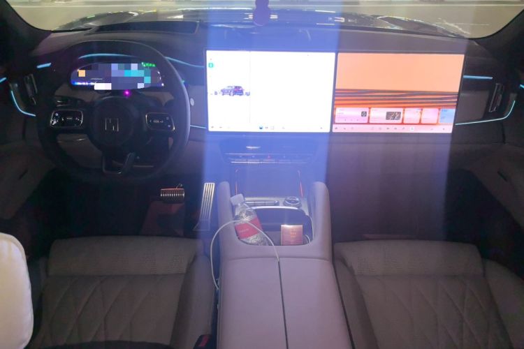 Used Zeekr 8X 2026 Model Ultra+ Edition 70kWh Center Console