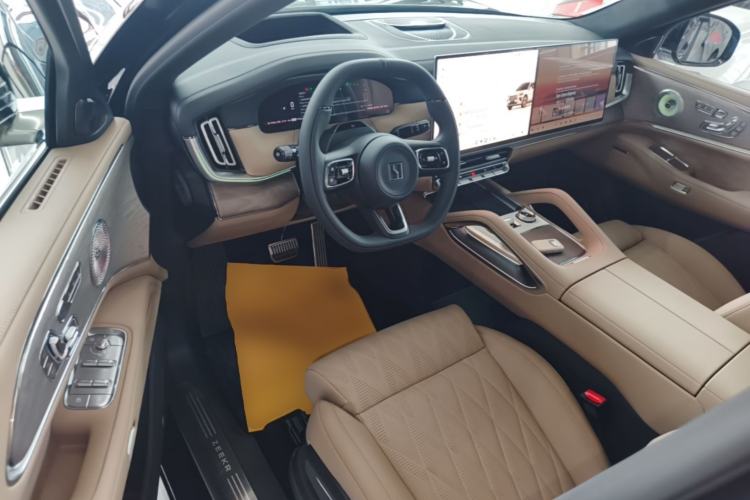Used Zeekr 8X 2026 Model Ultra Edition 70kWh Driver Seat