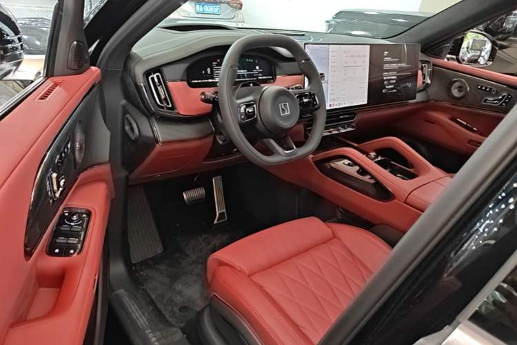 Used Zeekr 8X 2026 Model Ultra Edition 70kWh Driver Seat