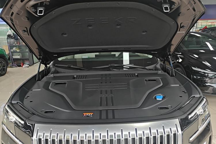 Used Zeekr 8X 2026 Model Max Edition 55kWh Engine Bay