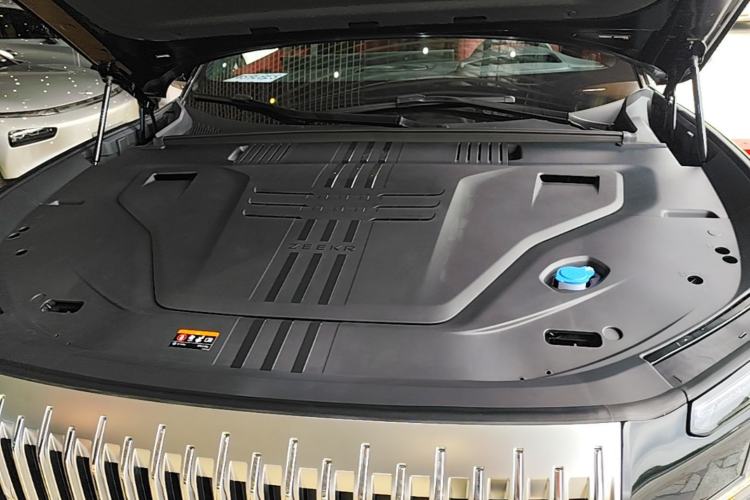 Used Zeekr 8X 2026 Model Ultra Edition 70kWh Engine Bay