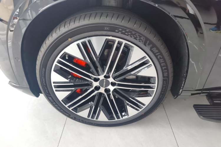 Used Zeekr 8X 2026 Model Ultra Edition 70kWh Left Front Wheel Hub