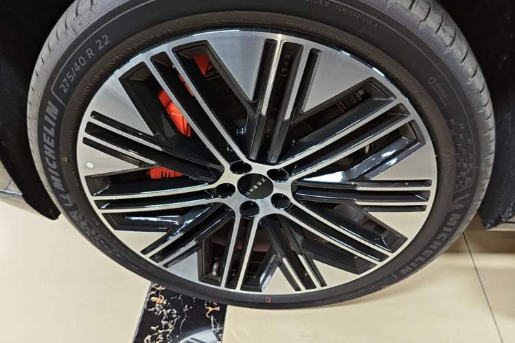 Used Zeekr 8X 2026 Model Ultra Edition 70kWh Left Front Wheel Hub