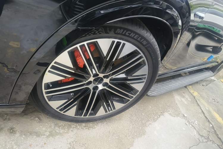 Used Zeekr 8X 2026 Model Ultra+ Edition 70kWh Left Front Wheel Hub