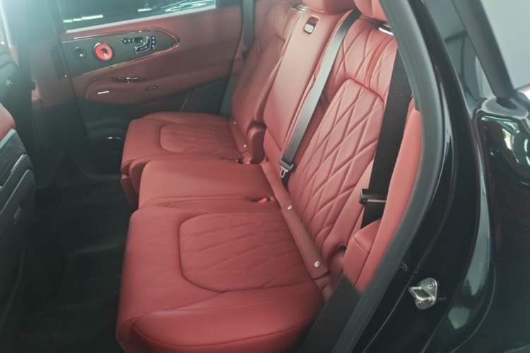 Used Zeekr 8X 2026 Model Ultra+ Edition 70kWh Left Rear Seat