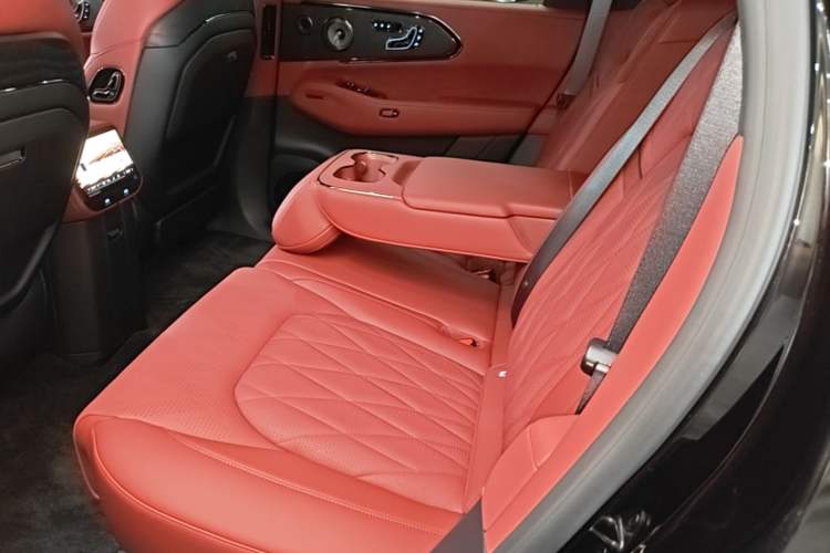 Used Zeekr 8X 2026 Model Ultra Edition 70kWh Left Rear Seat