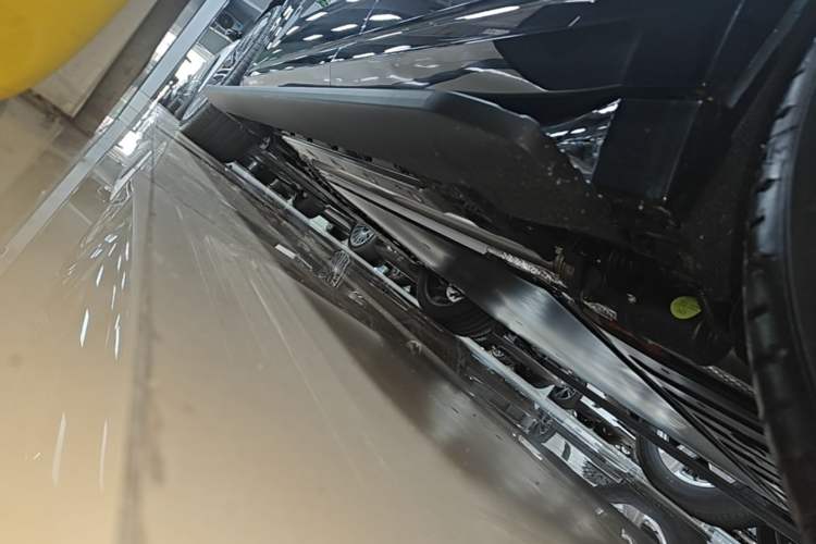 Used Zeekr 8X 2026 Model Ultra+ Edition 70kWh Left Side Sill
