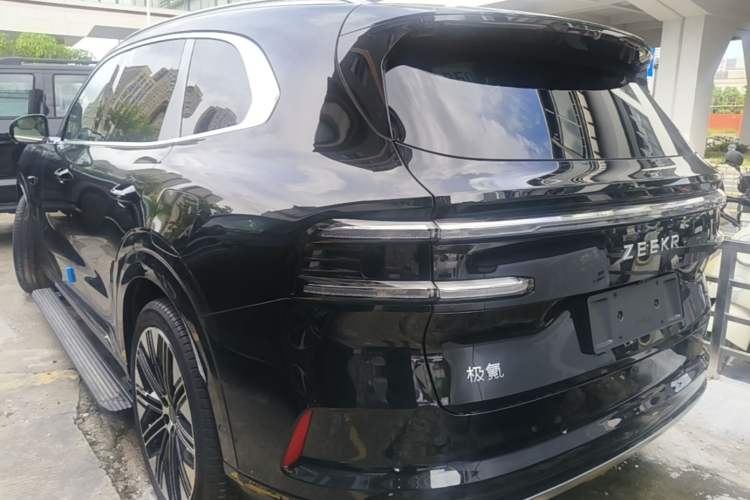 Used Zeekr 8X 2026 Model Ultra+ Edition 70kWh Rear Left 45 Deg