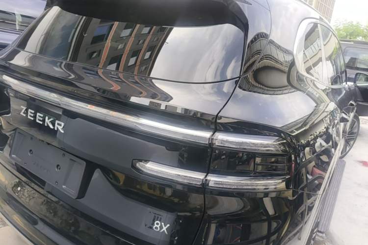 Used Zeekr 8X 2026 Model Ultra+ Edition 70kWh Rear Right 45 Deg