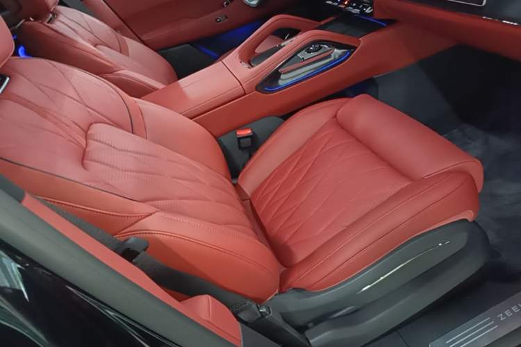 Used Zeekr 8X 2026 Model Ultra Edition 70kWh Right Front Seat