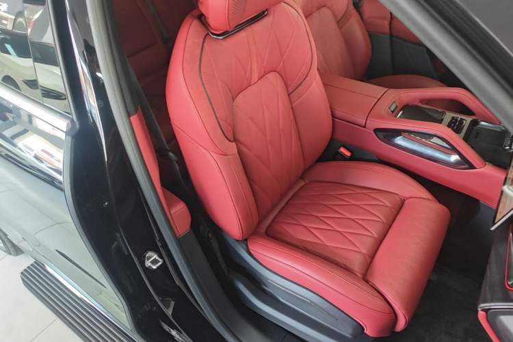 Used Zeekr 8X 2026 Model Ultra+ Edition 70kWh Right Front Seat