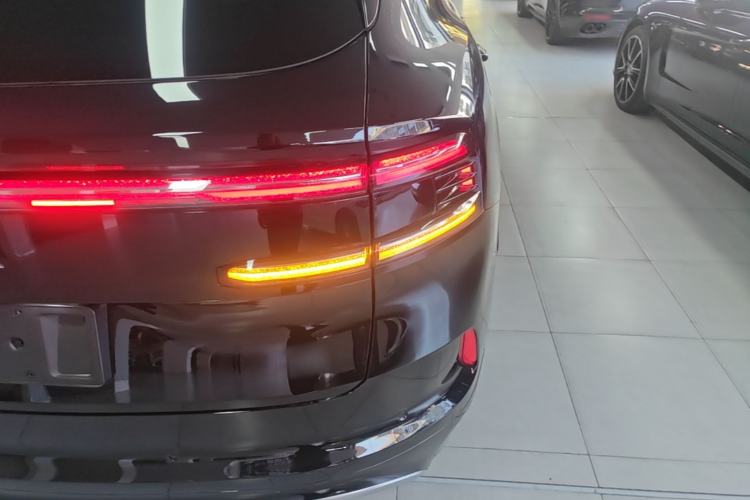 Used Zeekr 8X 2026 Model Ultra+ Edition 70kWh Right Rear Taillight