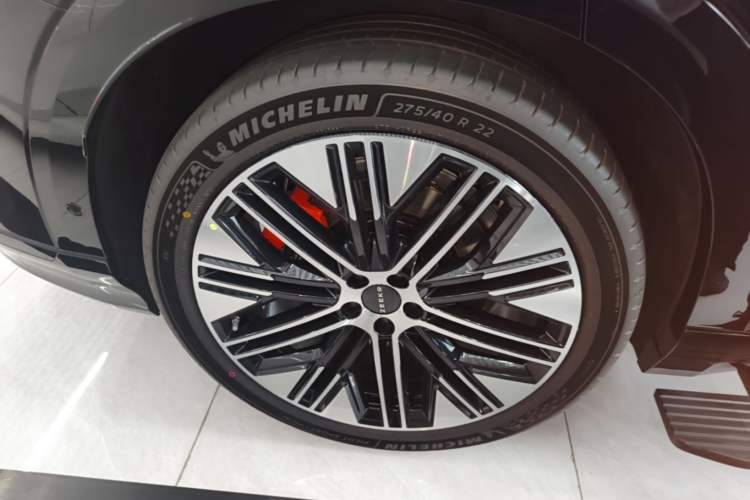 Used Zeekr 8X 2026 Model Ultra Edition 70kWh Right Rear Wheel Hub