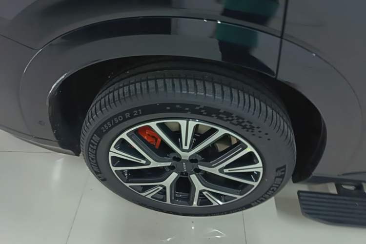 Used Zeekr 8X 2026 Model Ultra Edition 70kWh Right Rear Wheel Hub
