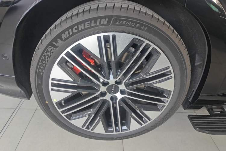 Used Zeekr 8X 2026 Model Ultra+ Edition 70kWh Right Rear Wheel Hub