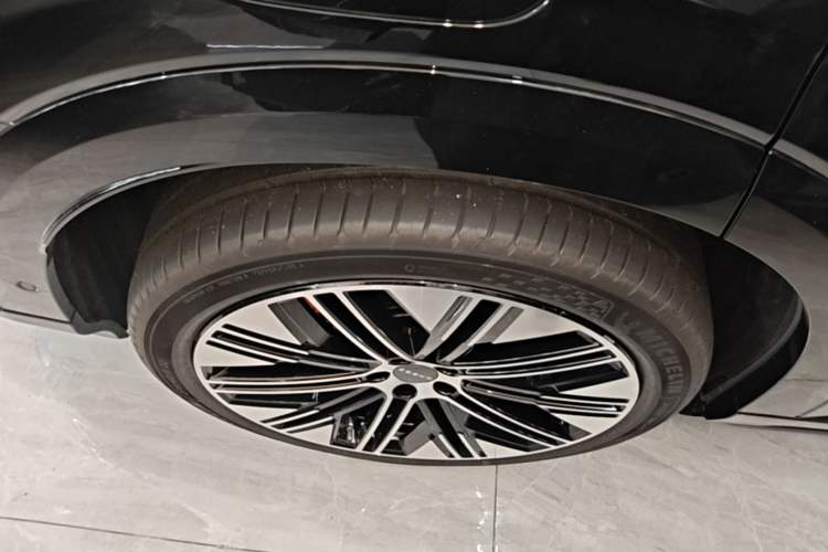 Used Zeekr 8X 2026 Model Ultra Edition 70kWh Right Rear Wheel Hub