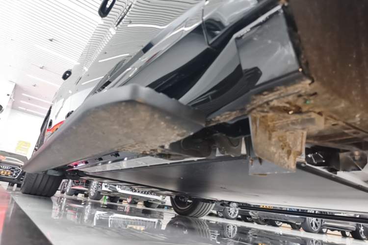 Used Zeekr 8X 2026 Model Ultra Edition 70kWh Right Side Sill