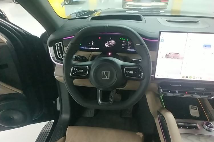 Used Zeekr 8X 2026 Model Max Edition 55kWh Steering Wheel