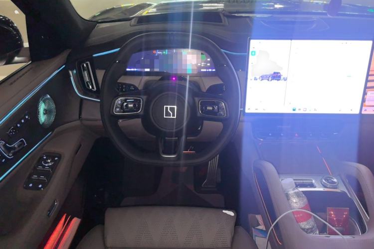 Used Zeekr 8X 2026 Model Ultra+ Edition 70kWh Steering Wheel