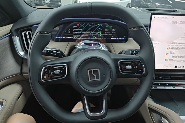 Used Zeekr 8X 2026 Model Ultra+ Edition 70kWh Steering Wheel
