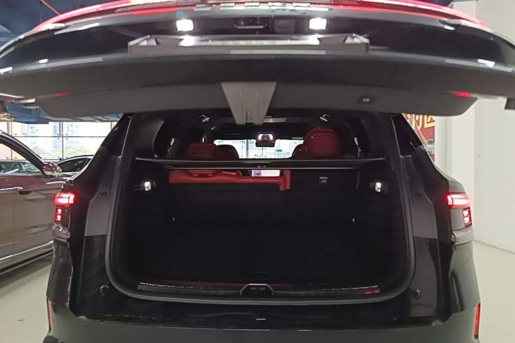 Used Zeekr 8X 2026 Model Ultra Edition 70kWh Trunk