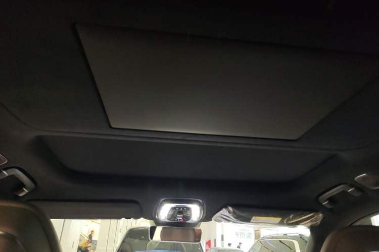 Used Zeekr 8X 2026 Model Max Edition 70kWh Headliner