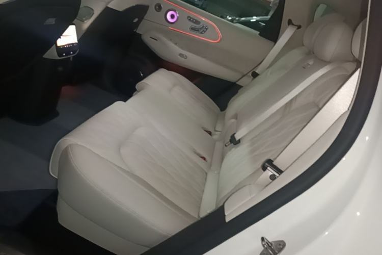 Used Zeekr 8X 2026 Model Ultra+ Edition 70kWh Left Rear Seat