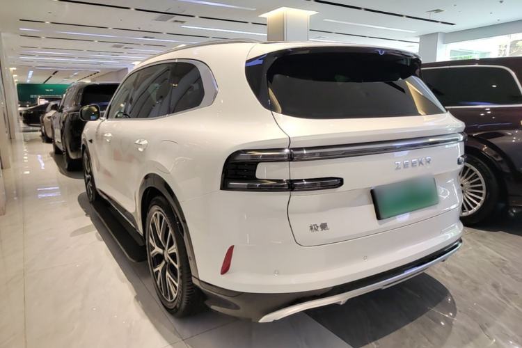 Used Zeekr 8X 2026 Model Max Edition 70kWh Rear Left 45 Deg