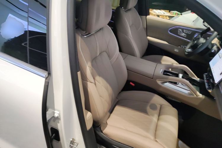Used Zeekr 8X 2026 Model Max Edition 70kWh Right Front Seat