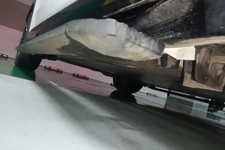 Used Zeekr 8X 2026 Model Ultra+ Edition 70kWh Right Side Sill