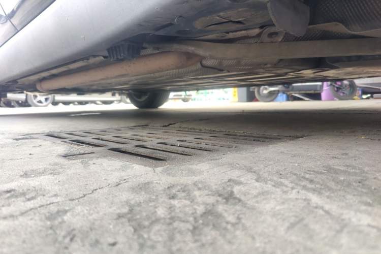 Used Zinoro 60H 2017 Standard Model Left Side Sill