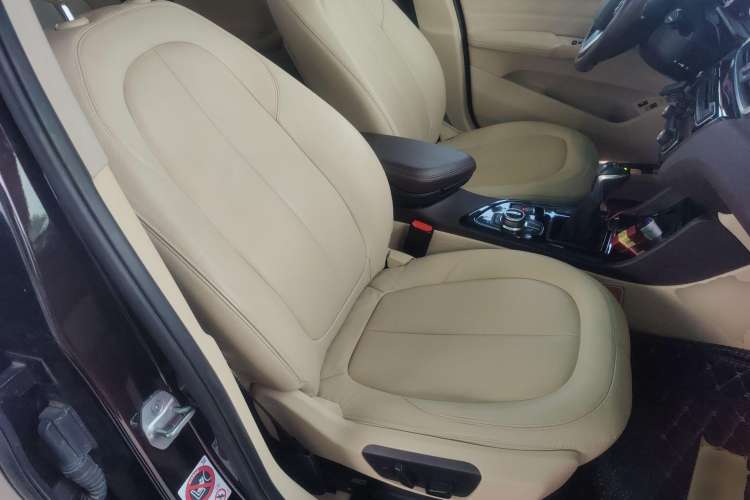 Used Zinoro 60H 2017 Standard Model Right Front Seat