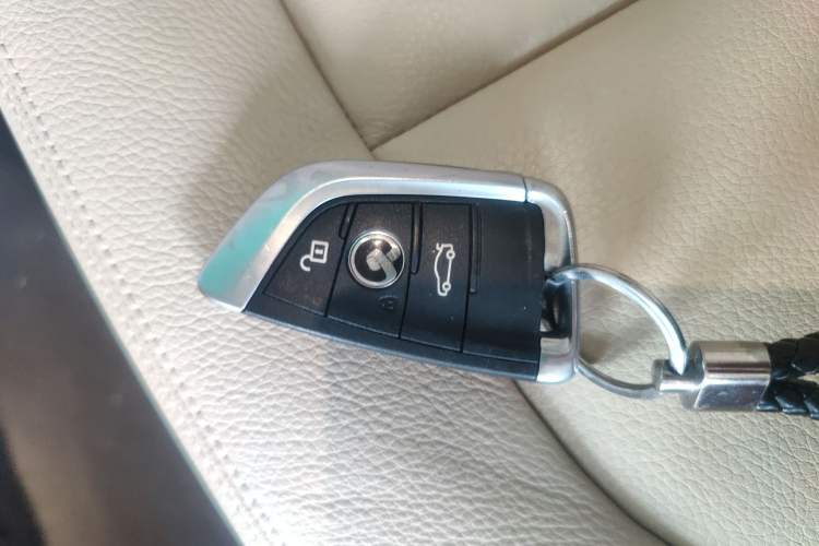 Used Zinoro 60H 2017 Standard Model Vehicle Key